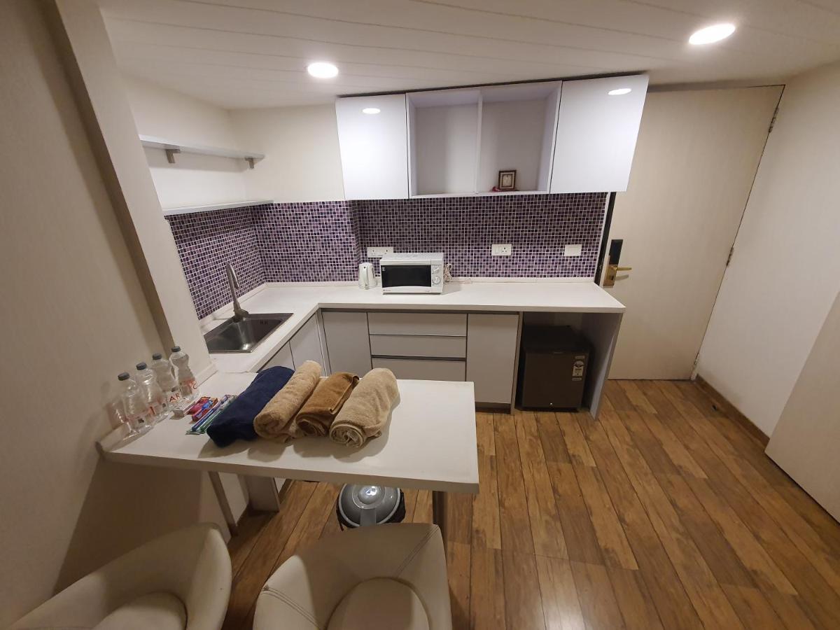 P C Homes At Belliza Near Airport Surate Exterior foto